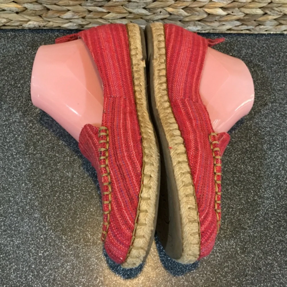 Born Red Espadrille Flats